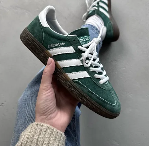 Adidas spezial