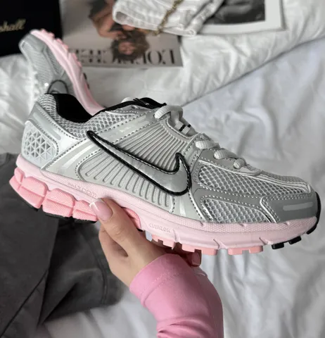 Nike Zoom Vomero 5
