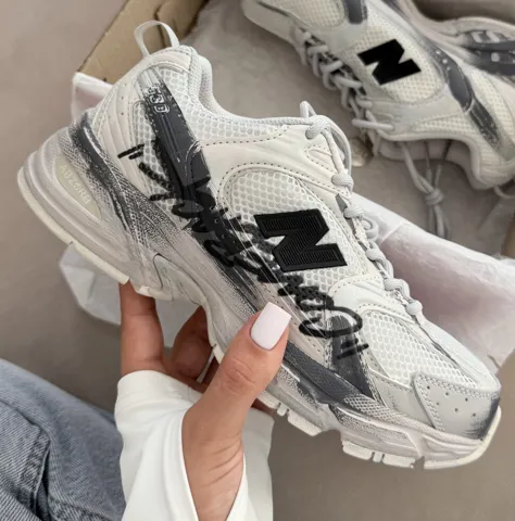 New Balance 530