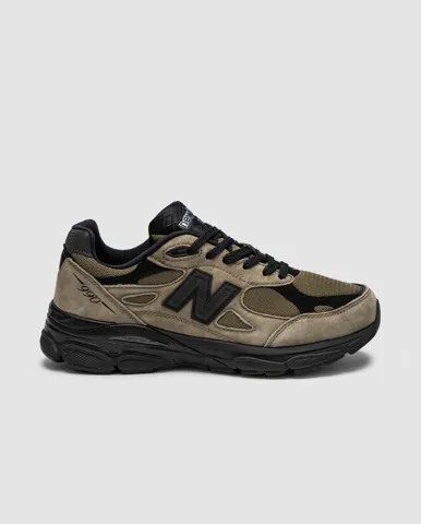 New Balance 990 v3 Olive