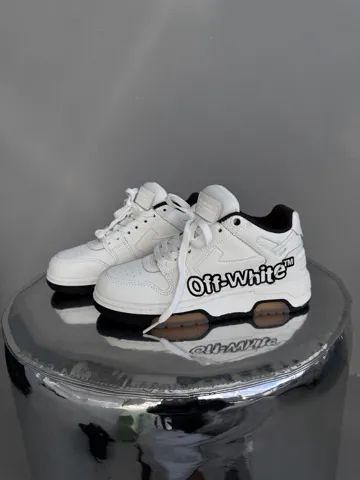 OFF WHITE OUT OF OFFICE | WHITE LOGO BLACK (4)